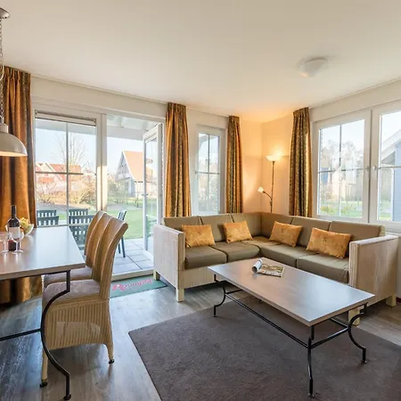 Luxurious Detached With Washer, In De Maasduinen Area